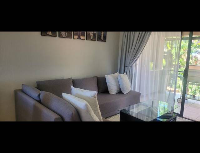 3 BEDROOM TOWNHOUSE FOR SALE IN GLENVISTA